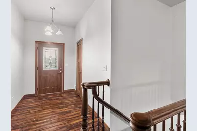 3318  Cimarron Ct, Manitowoc, WI 54220 - Photo 5