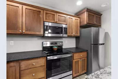 3318  Cimarron Ct, Manitowoc, WI 54220 - Photo 13