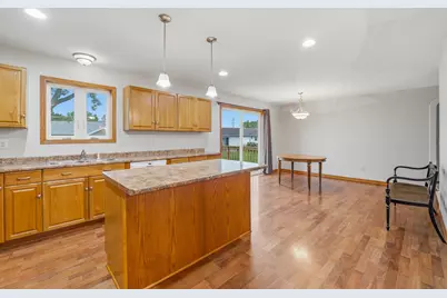 406  Keno Cir, Horicon, WI 53032 - Photo 7