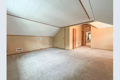 2222 S 78th St, West Allis, WI 53219 - Photo 23