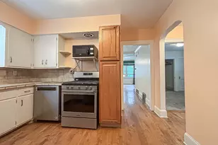 2222 S 78th St, West Allis, WI 53219 - Photo 13