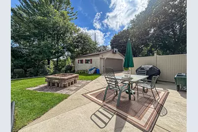 W164N8586  Hiawatha Ave, Menomonee Falls, WI 53051 - Photo 29