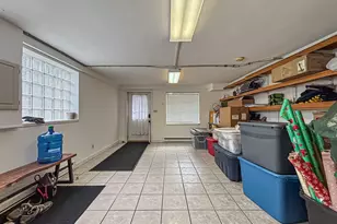 W164N8586 Hiawatha Ave, Menomonee Falls, WI 53051 - Photo 27