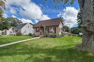 W164N8586 Hiawatha Ave, Menomonee Falls, WI 53051 - Photo 1