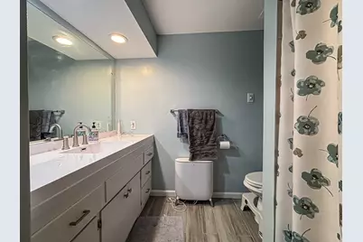 W164N8586  Hiawatha Ave, Menomonee Falls, WI 53051 - Photo 19