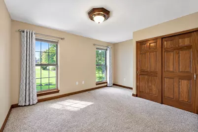 211  Kummrow Ct, Wales, WI 53183 - Photo 29