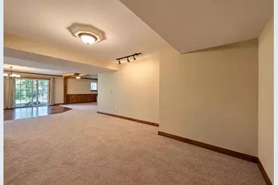 211  Kummrow Ct, Wales, WI 53183 - Photo 33