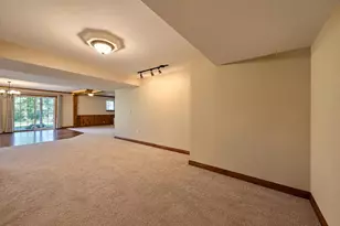 211 Kummrow Ct, Wales, WI 53183 - Photo 33