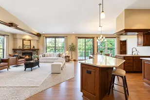 211 Kummrow Ct, Wales, WI 53183 - Photo 9