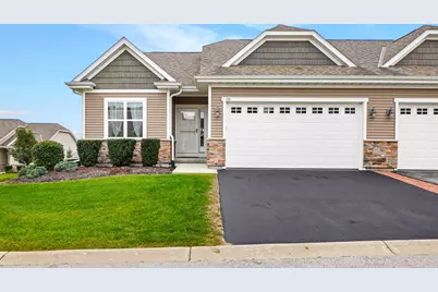 731  Keystone Dr, Waukesha, WI 53189 - Photo 1