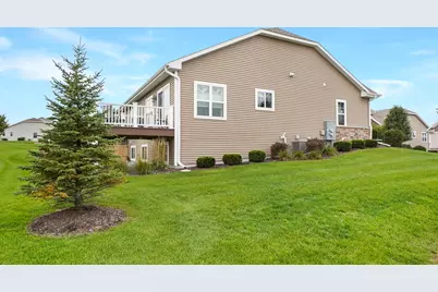 731  Keystone Dr, Waukesha, WI 53189 - Photo 29