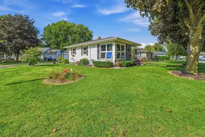 235  Marguerite Ct, Mayville, WI 53050 - Photo 25