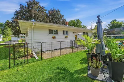 235  Marguerite Ct, Mayville, WI 53050 - Photo 27