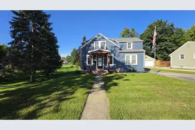 524 S 4th St, Delavan, WI 53115 - Photo 1