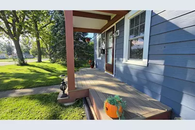 524 S Fourth St, Delavan, WI 53115 - Photo 3