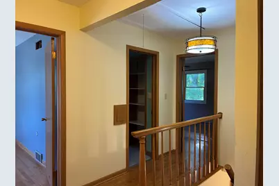 725 S Silverbrook Dr, West Bend, WI 53095 - Photo 17