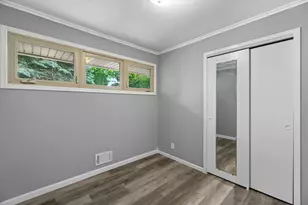 6536 W Burdick Ave, Milwaukee, WI 53219 - Photo 15