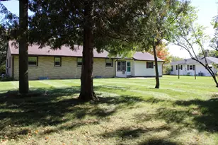 151 Fillmore St, Fredonia, WI 53021 - Photo 15
