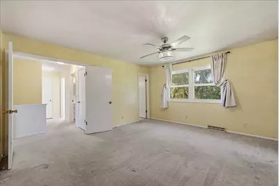 11145 N Riverland Ct, Mequon, WI 53092 - Photo 21