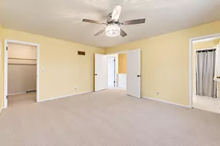 11145 N Riverland Ct, Mequon, WI 53092 - Photo 21