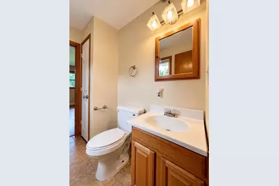 8401 S 36th St, Franklin, WI 53132 - Photo 27