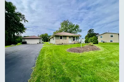8401 S 36th St, Franklin, WI 53132 - Photo 37