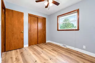 8401 S 36th St, Franklin, WI 53132 - Photo 15