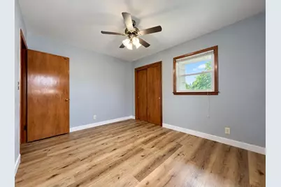 8401 S 36th St, Franklin, WI 53132 - Photo 21