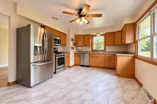8401 S 36th St, Franklin, WI 53132 - Photo 3
