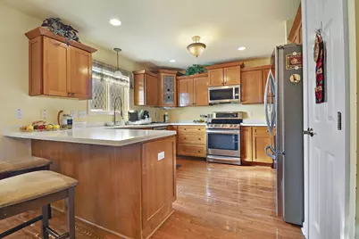 6001  94th Ct, Kenosha, WI 53142 - Photo 3