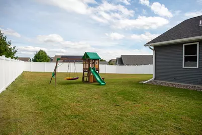 2332  Hanson Pl, Sparta, WI 54656 - Photo 3
