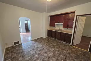 2856 N Holton St, Milwaukee, WI 53212 - Photo 13