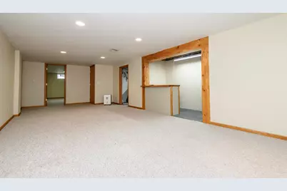 304  Park Ave, Eagle, WI 53119 - Photo 29