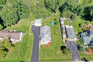 12616 W Park Ave, New Berlin, WI 53151 - Photo 29