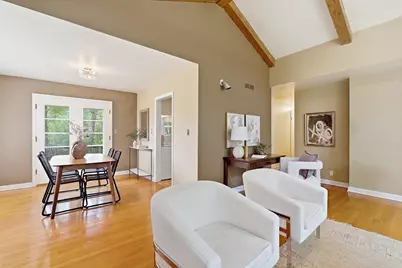 9015 N Iroquois Rd, Bayside, WI 53217 - Photo 5
