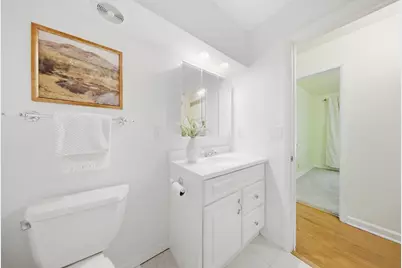 9015 N Iroquois Rd, Bayside, WI 53217 - Photo 21