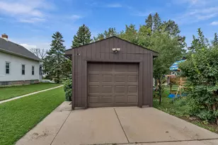 822 S 56th St, West Allis, WI 53214 - Photo 23