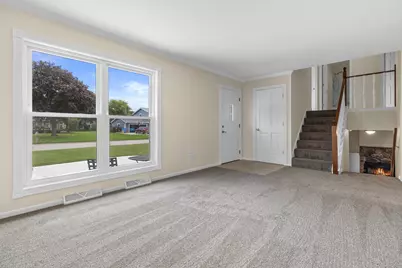 W208S10489  Karen Ct, Muskego, WI 53150 - Photo 5