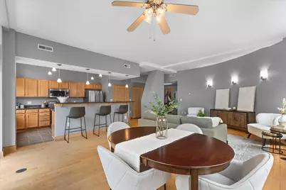 741 N Milwaukee St #302, Milwaukee, WI 53202 - Photo 9