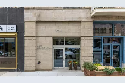 741 N Milwaukee St #302, Milwaukee, WI 53202 - Photo 33