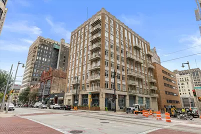 741 N Milwaukee St #302, Milwaukee, WI 53202 - Photo 35