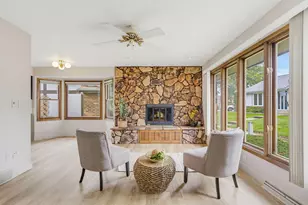 5309 Somerset Ln, Greenfield, WI 53221 - Photo 15