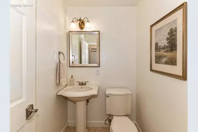 4930  Saxony Ln, Greendale, WI 53129 - Photo 31