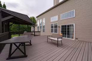N103W14660 Hawkeye Ct, Germantown, WI 53022 - Photo 37