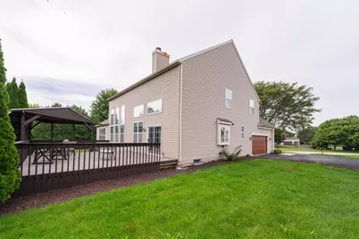 N103W14660  Hawkeye Ct, Germantown, WI 53022 - Photo 5