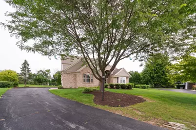 N103W14660  Hawkeye Ct, Germantown, WI 53022 - Photo 3
