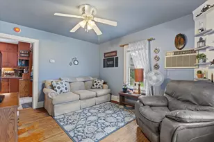 307 Lincoln Ave, Mukwonago, WI 53149 - Photo 5