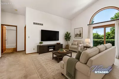 101 E Sutton Pl #A, Waukesha, WI 53188 - Photo 11