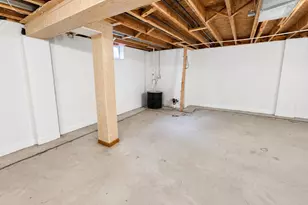 101 E Sutton Pl, Waukesha, WI 53188 - Photo 37