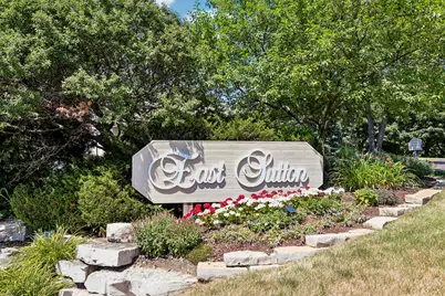 101 E Sutton Pl #A, Waukesha, WI 53188 - Photo 3